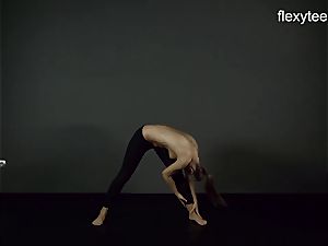 FlexyTeens - Zina showcases lithe bare body